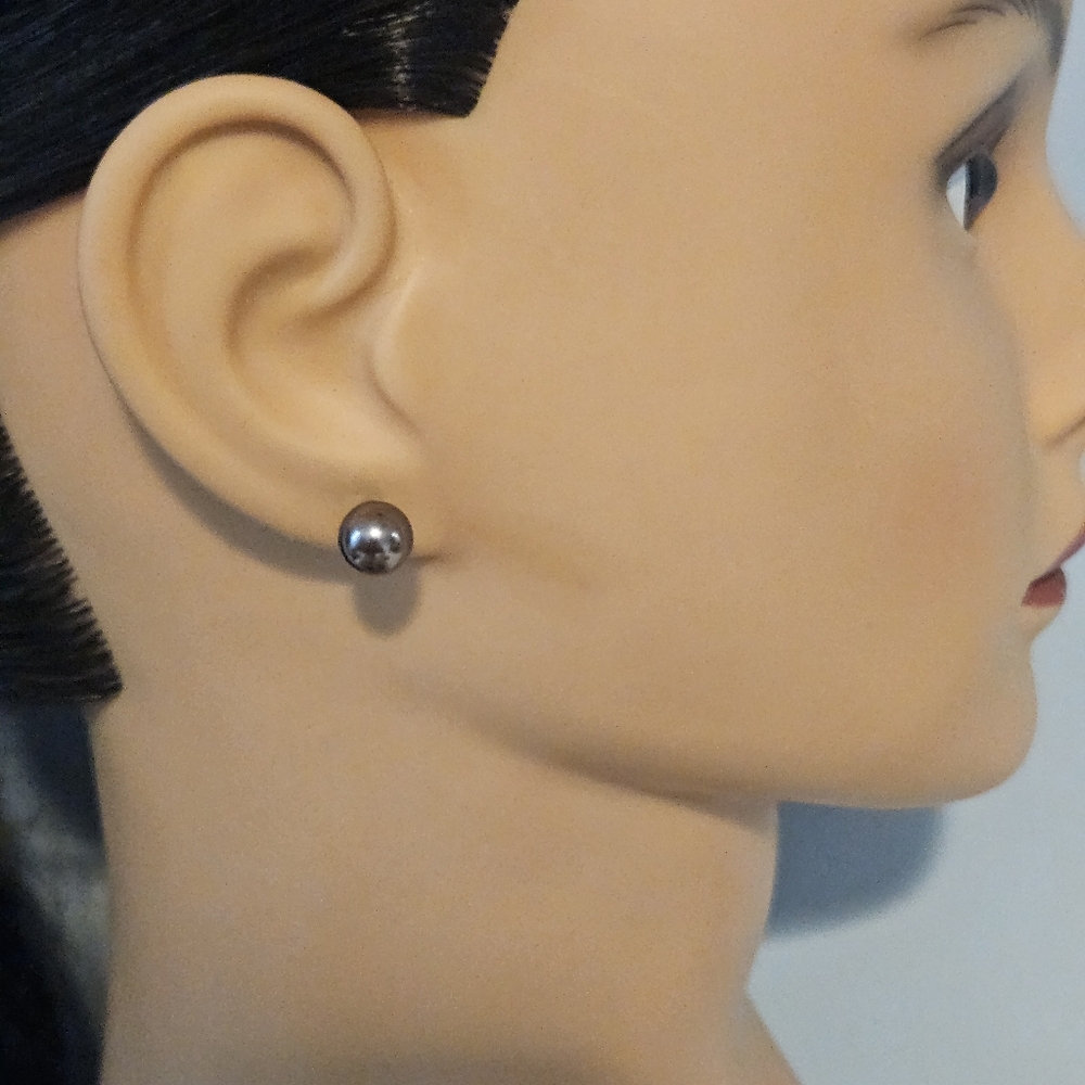 Vintage RMN Roman Pearl Earrings